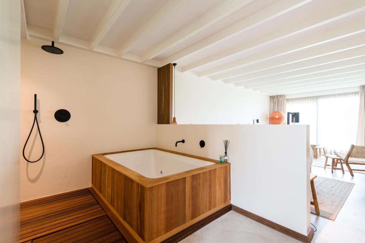 Van Heeckeren Apartments & Suites Nes Nes  Extérieur photo
