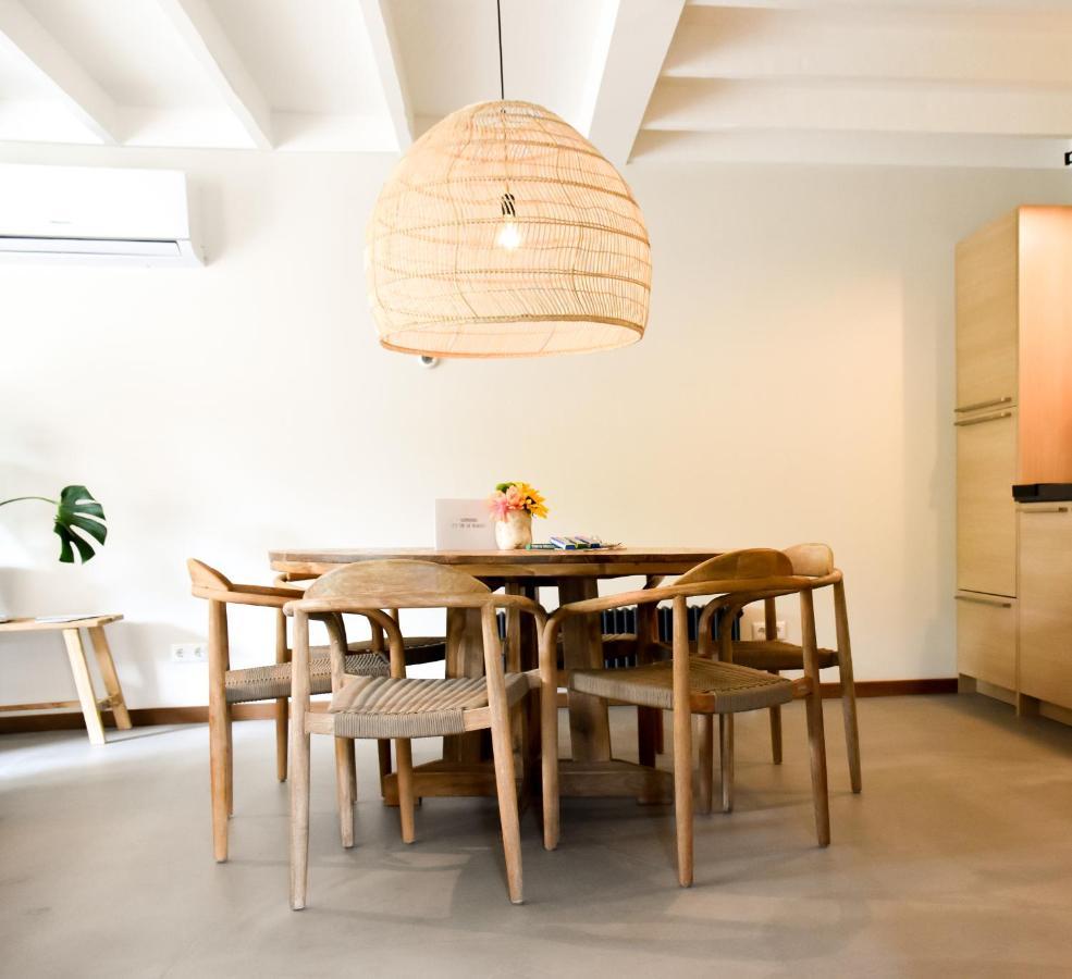 Van Heeckeren Apartments & Suites Nes Nes  Extérieur photo